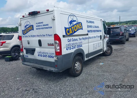 2014 Ram Promaster 1500 Low Roof z USA, uszkodzony, nr VIN 3C6TRVAD8EE127098